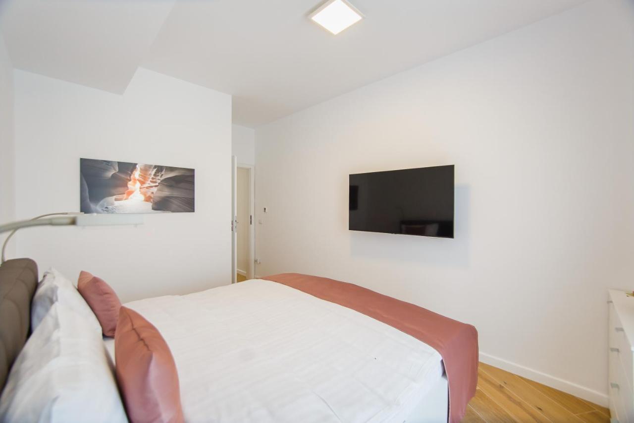 Pink Sahara at EAS Residence Oradea Bagian luar foto